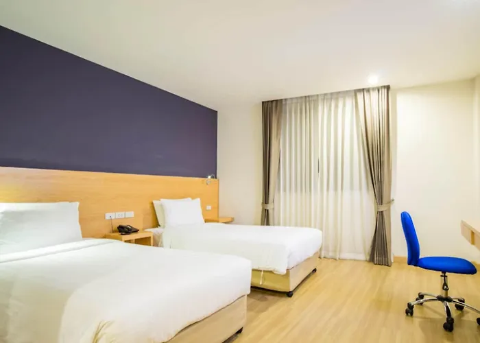 Solo Express Sukhumvit 81 Bangkok