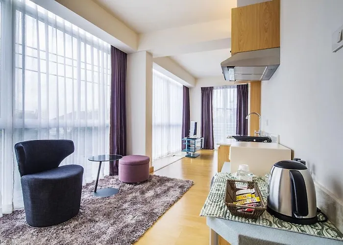 Solo Express Sukhumvit 81