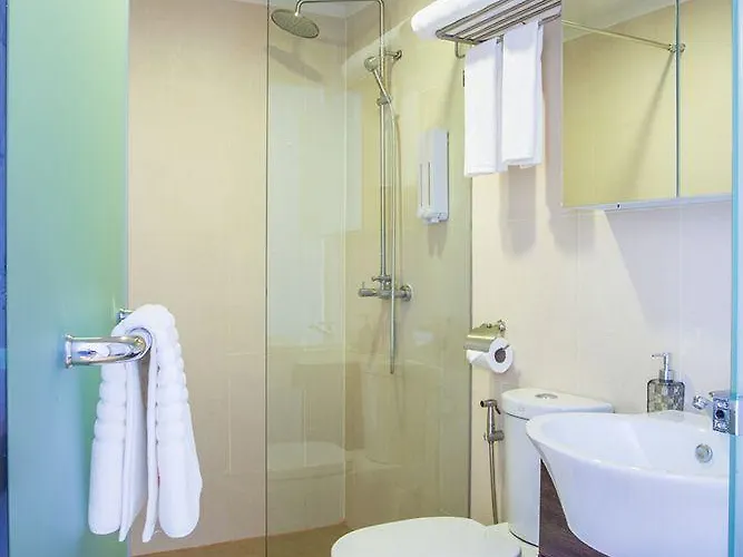Solo Express Sukhumvit 81 Hotel