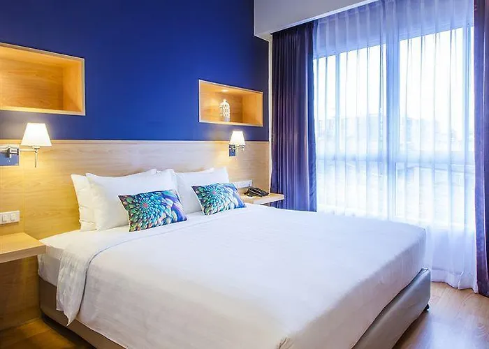 Solo Express Sukhumvit 81 Hotel 3*