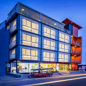 Solo Express Sukhumvit 81 Bangkok