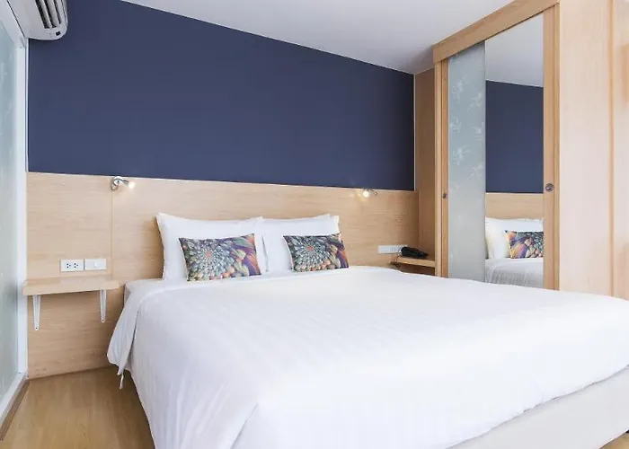 Solo Express Sukhumvit 81 3*